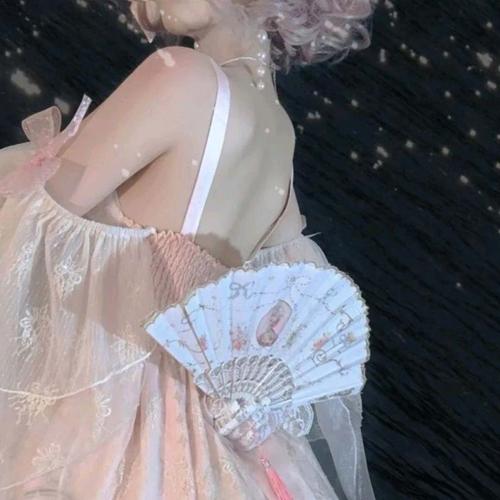 李佩芳